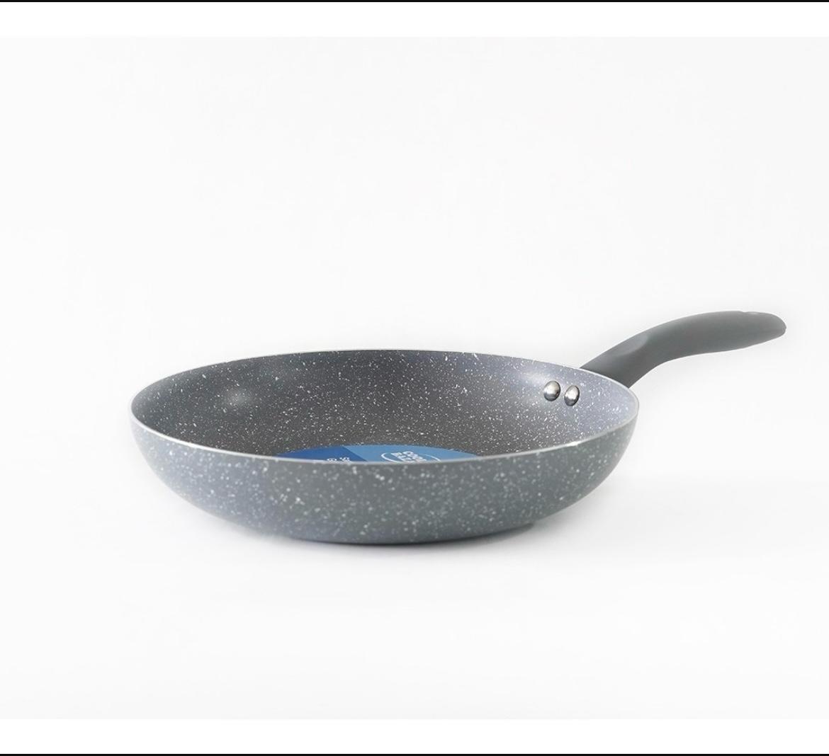 SARTEN CON MANGO DE SILICONA -22CM- GRANITO ANTIDHERE